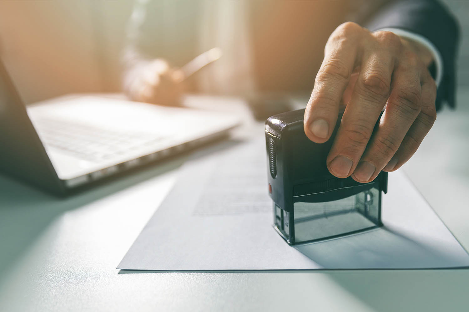 DIE AÜG​ - Die Arbeitnehmerüberlassungsgesellschaft